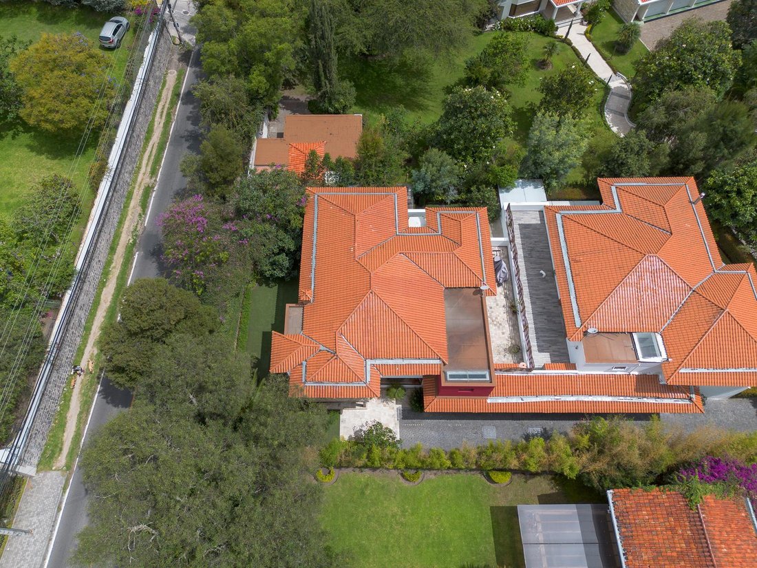 House in Quito, Pichincha, Ecuador 2 - 18660208