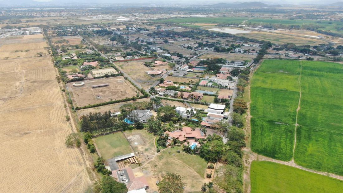 Land in Samborondón, Guayas, Ecuador 1 - 18660120
