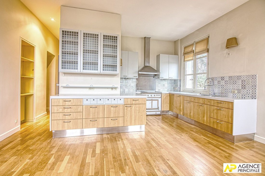 Apartment in Domaine National du Château, Versailles, France 3 - 18660054