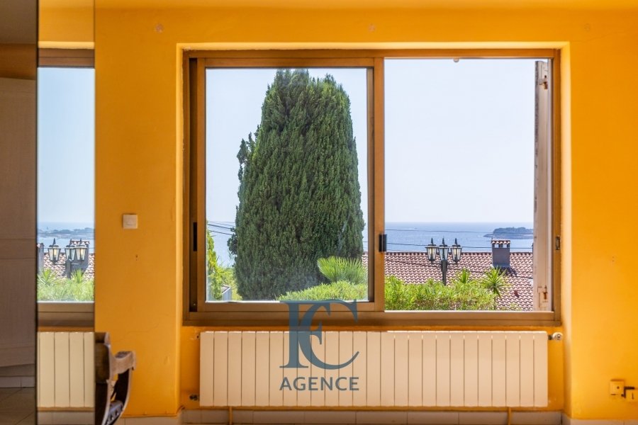 House in Sanary-sur-Mer, Provence-Alpes-Côte d'Azur, France 5 - 18669182