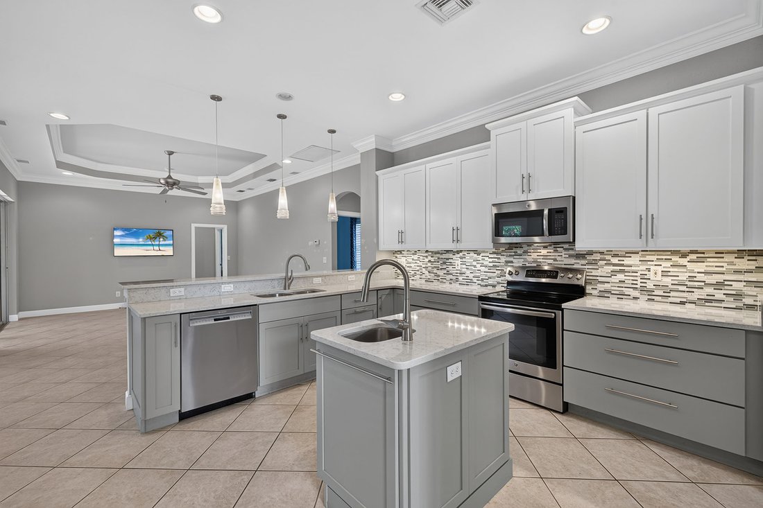 House in Fort Myers, Florida, United States 4 - 18661050
