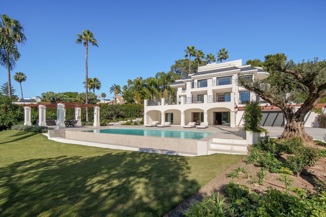 Villa in Nueva Andalucia, Marbella, Spain 3 - 18670831