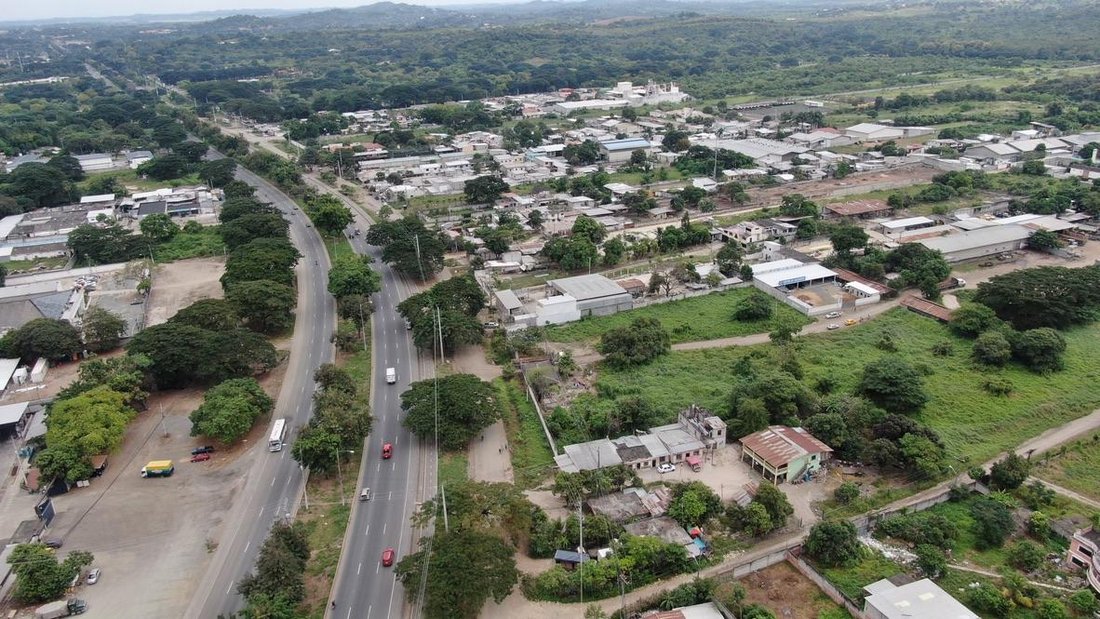 Land in Guayaquil, Guayas, Ecuador 2 - 18660780