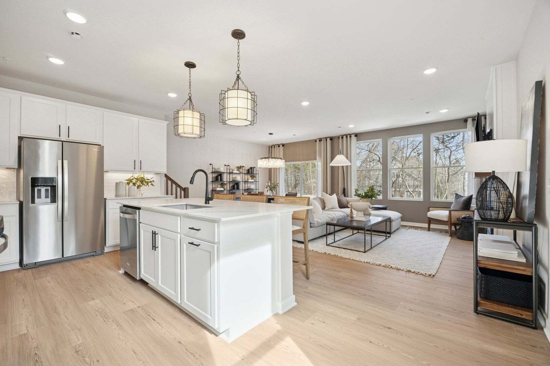 Townhouse in Bolingbrook, Illinois, United States 5 - 18663082