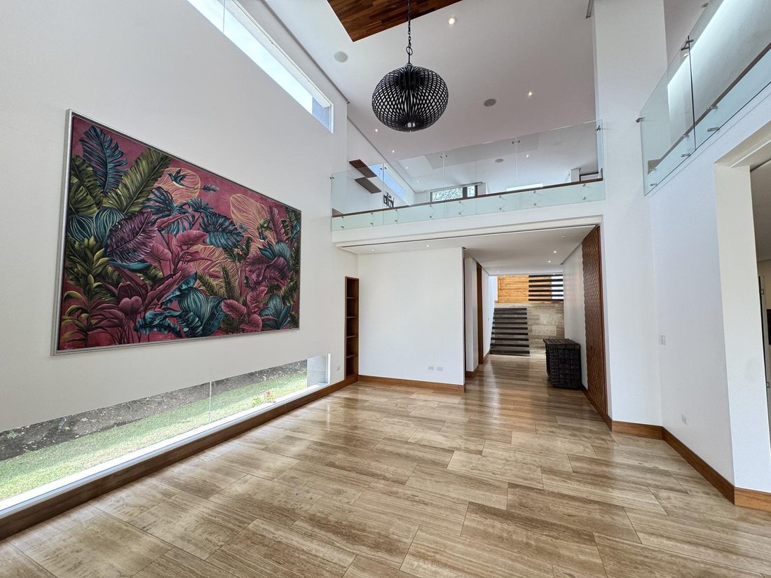 House in Quito, Pichincha, Ecuador 2 - 18661166