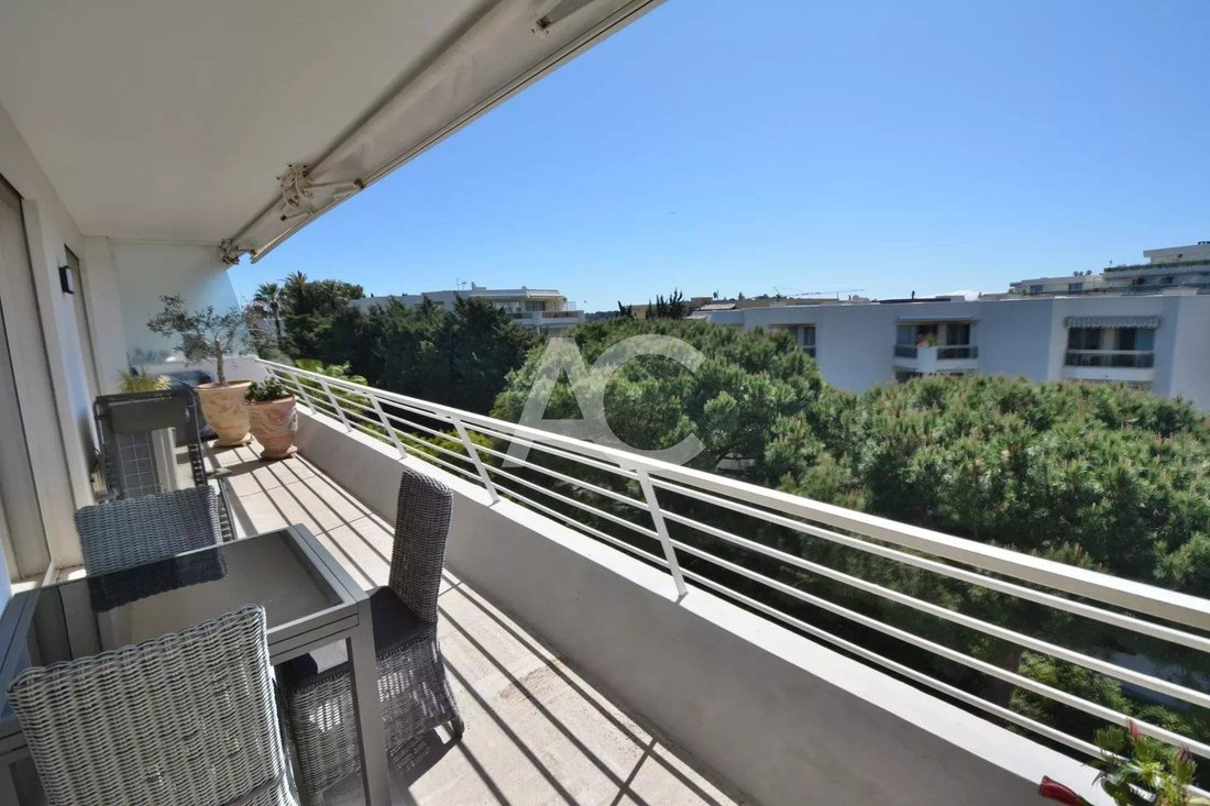 Apartment in Fontmerle, Antibes, France 2 - 15726103