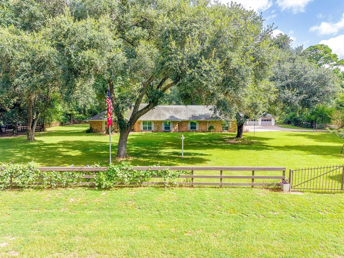 House in Tomball, Texas, United States 3 - 18666041