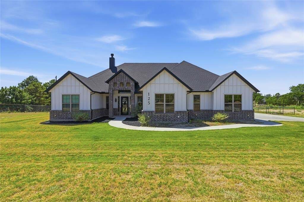 House in Azle, Texas, United States 1 - 18664109