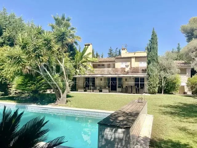 House in Fontmerle, Antibes, France 1 - 16204394