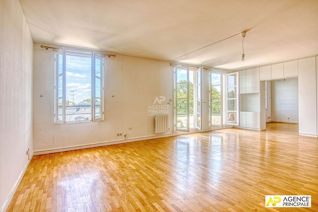 Apartment in Domaine National du Château, Versailles, France 2 - 18660031