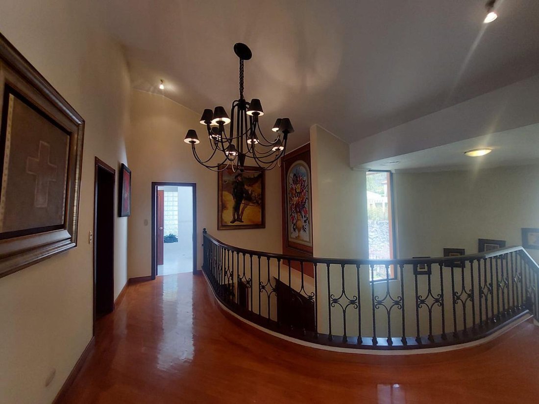 House in Quito, Pichincha, Ecuador 4 - 18660569