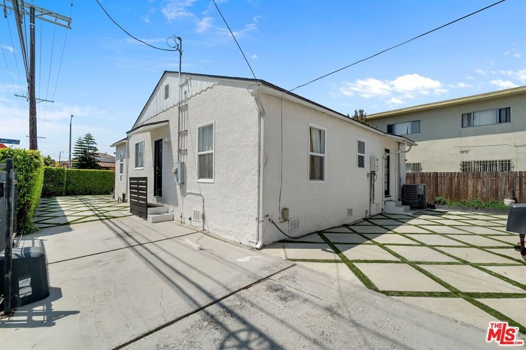 House in Los Angeles, California, United States 4 - 18662030