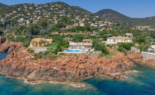 Villa in Théoule-sur-Mer, Provence-Alpes-Côte d'Azur, Frankreich 1