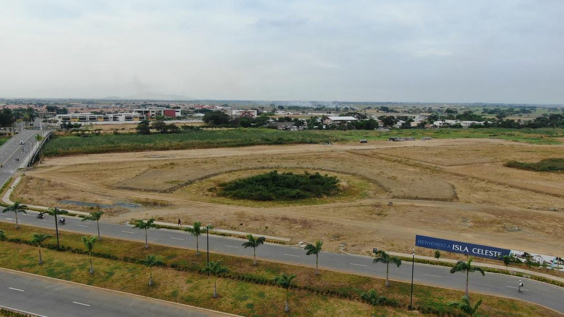 Land in Samborondón, Guayas, Ecuador 1 - 18660144
