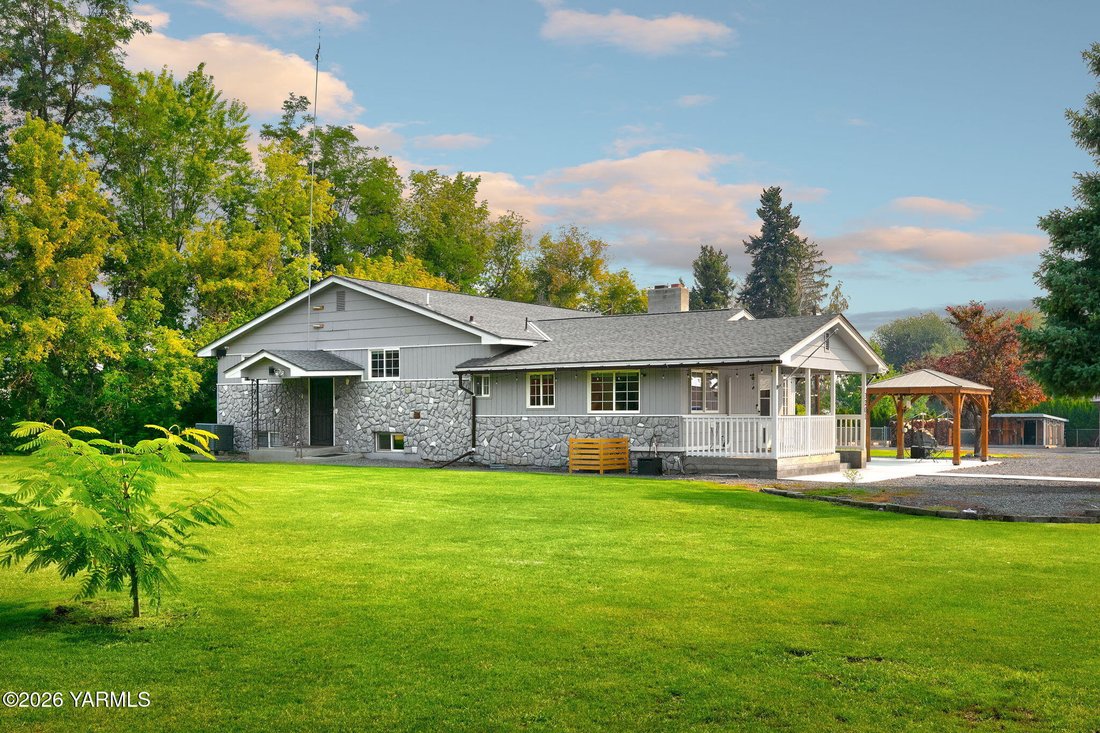 House in Yakima, Washington, United States 2 - 18663252