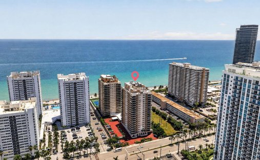 Appartement à Hallandale Beach, Floride, États-Unis 1