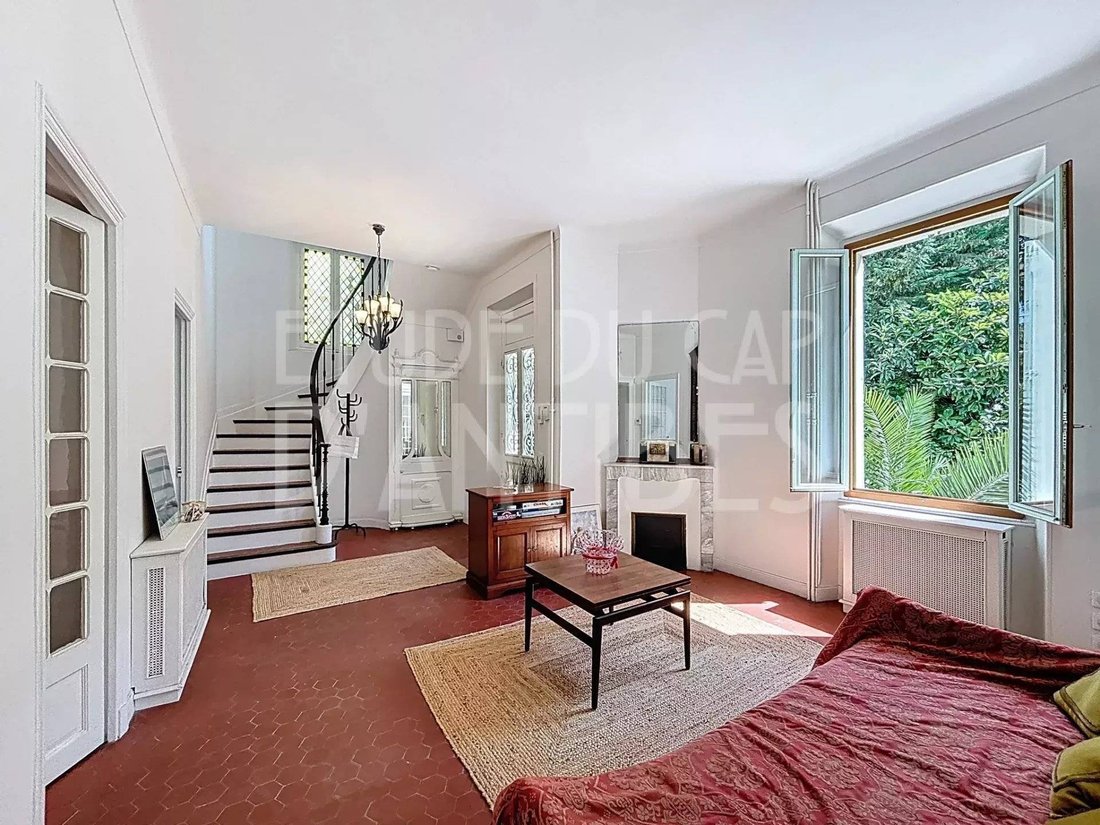 House in Fontmerle, Antibes, France 3 - 18041010