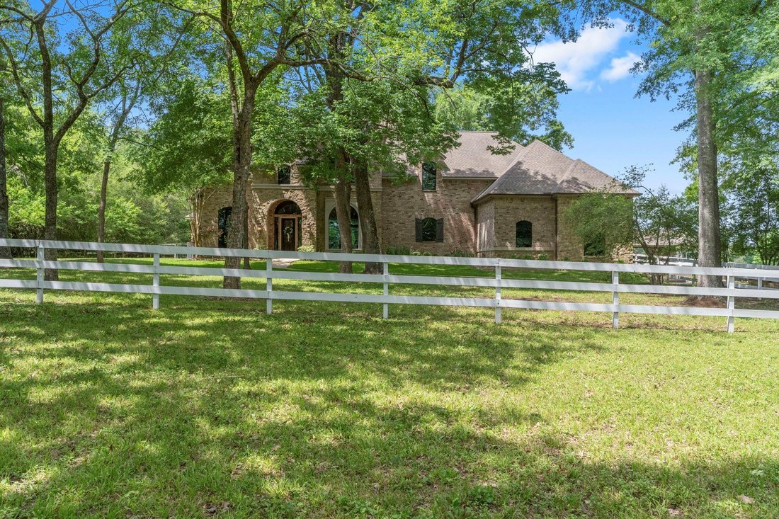 House in Montgomery, Texas, United States 3 - 18666277