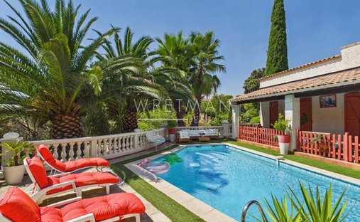 Villa a Trans-en-Provence, Provenza-Alpi-Costa Azzurra, Francia 1