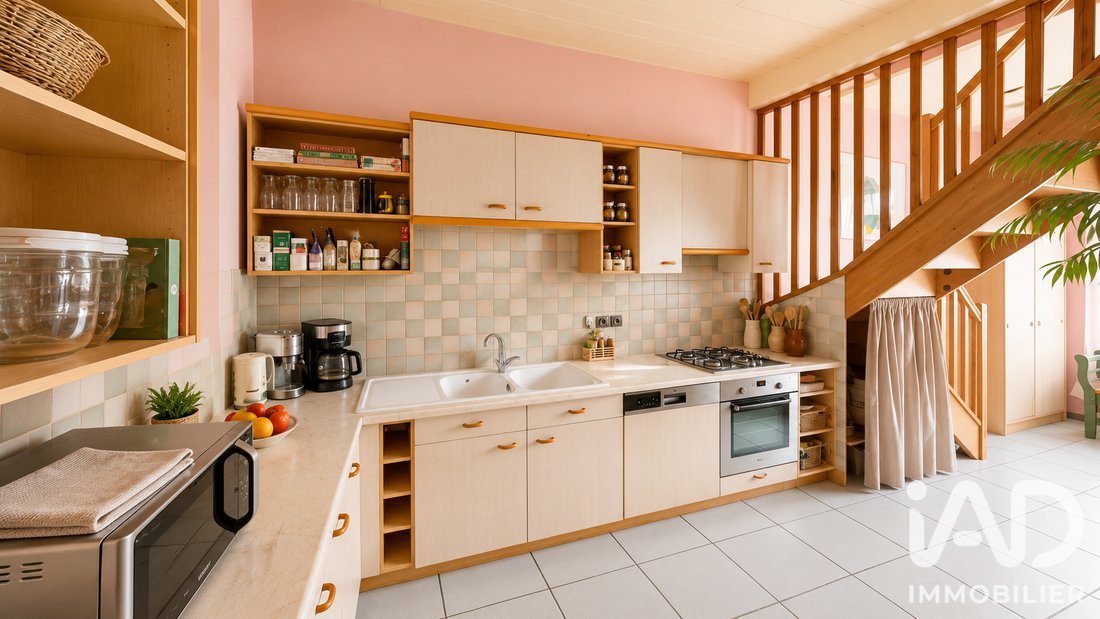 House in Neuilly-sur-Marne, Ile-de-France, France 4 - 18581146