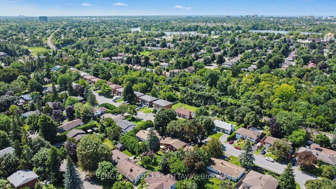 House in Ottawa, Ontario, Canada 5 - 18666518