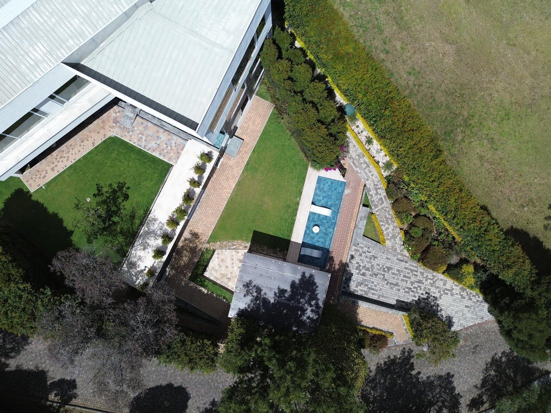 House in Quito, Pichincha, Ecuador 2 - 18660386
