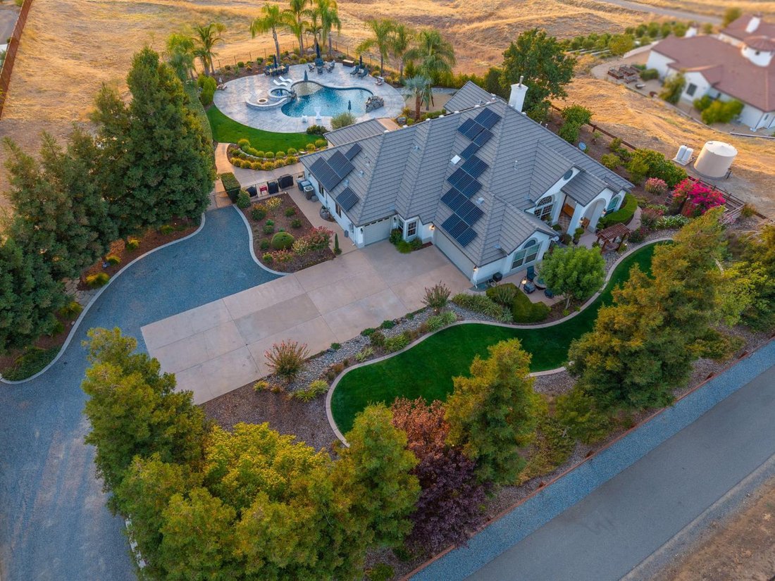 House in Friant, California, United States 5 - 18661942