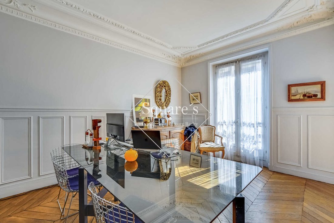 Apartment in La Fourche-Guy Môquet, Paris 17e Arrondissement, Paris 5 - 18672449