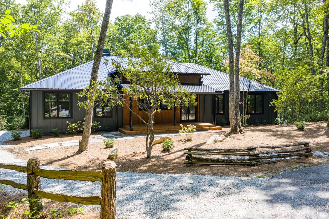 House in Highlands, North Carolina, United States 3 - 16540008