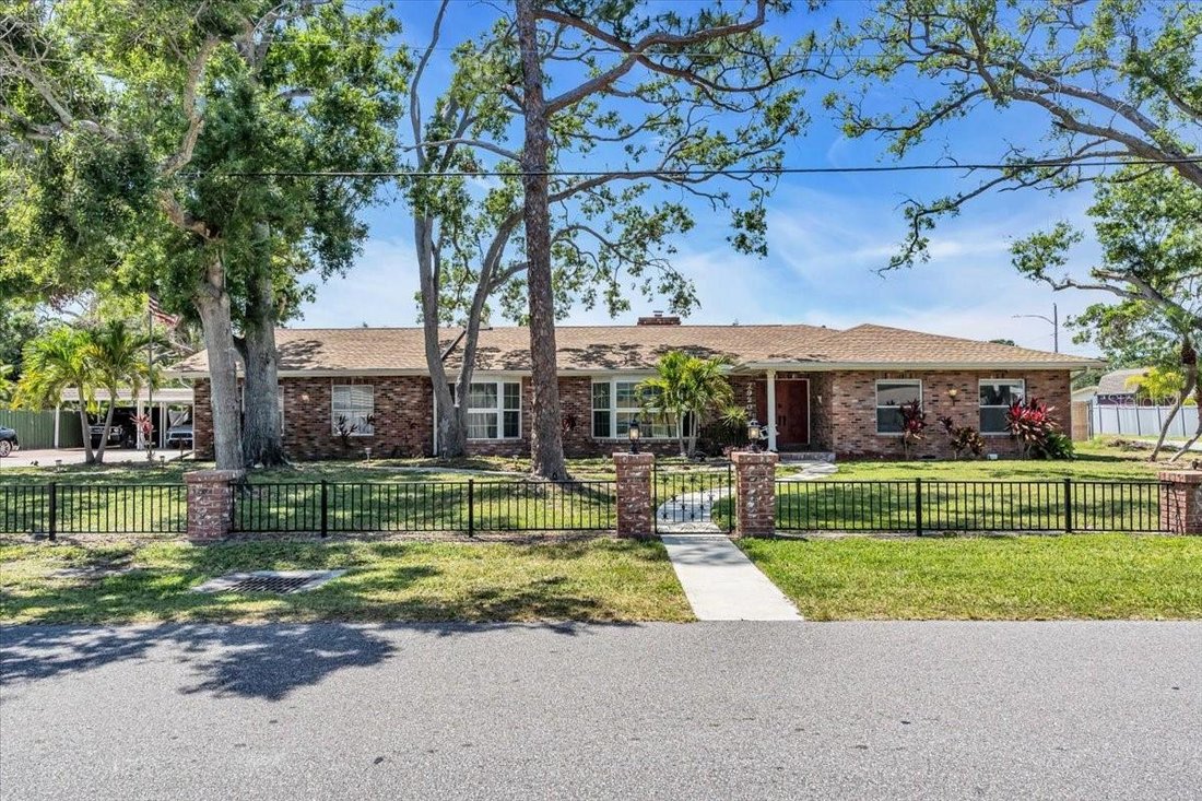 House in Pinellas Park, Florida, United States 3 - 18670700