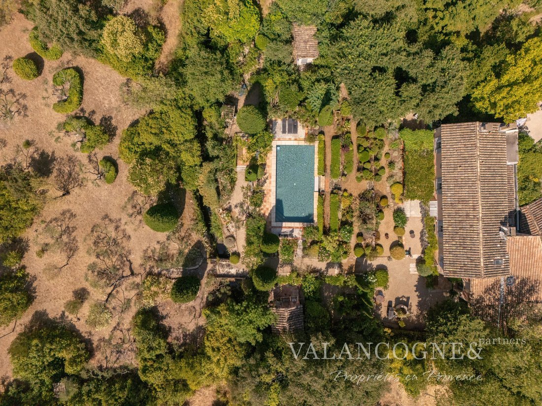 Maisons de campagne à Saint-Rémy-de-Provence, Provence-Alpes-Côte d'Azur, France 2 - 18517225