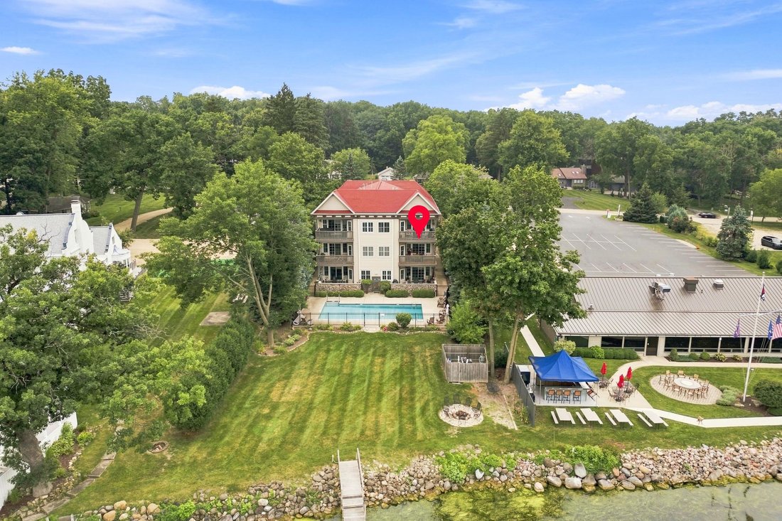 Condo in Green Lake, Wisconsin, United States 1 - 18666896