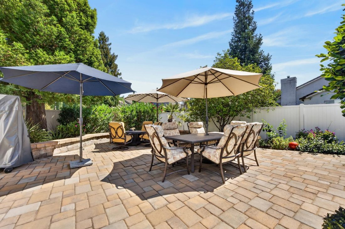 House in Elk Grove, California, United States 4 - 18663271