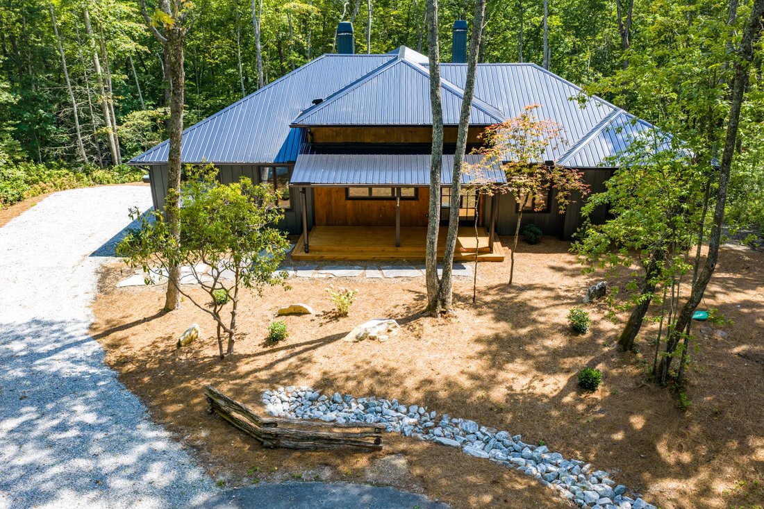 House in Highlands, North Carolina, United States 2 - 16540008