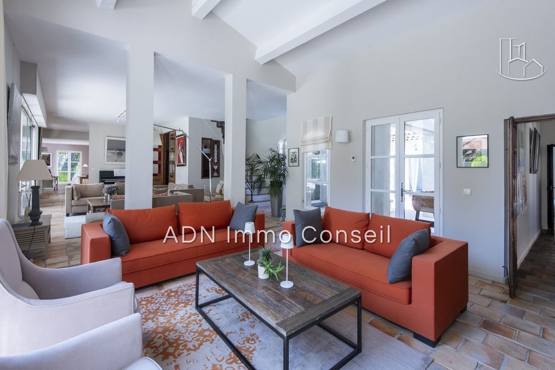 Villa in Mallemort, Provence-Alpes-Côte d'Azur, France 5 - 18668226
