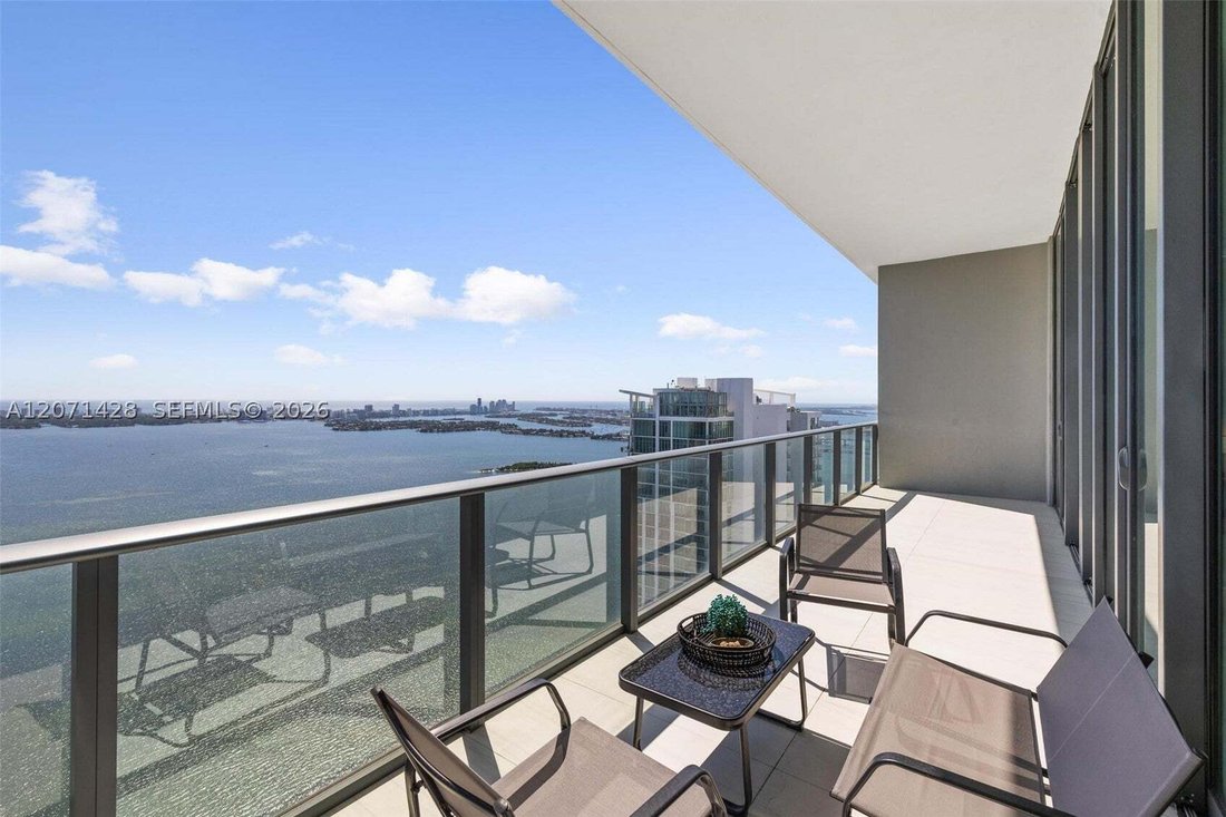 Condo in Miami, Florida, United States 1 - 18663524