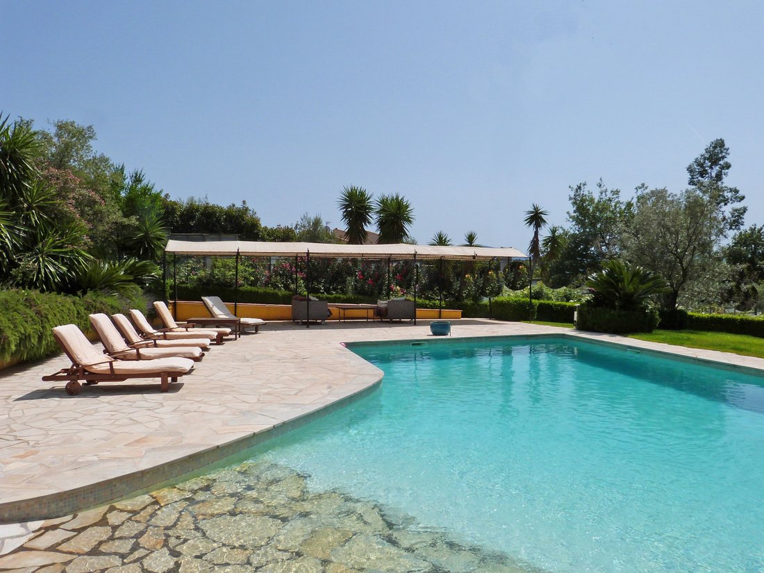 House in Grimaud, Provence-Alpes-Côte d'Azur, France 4 - 18660225