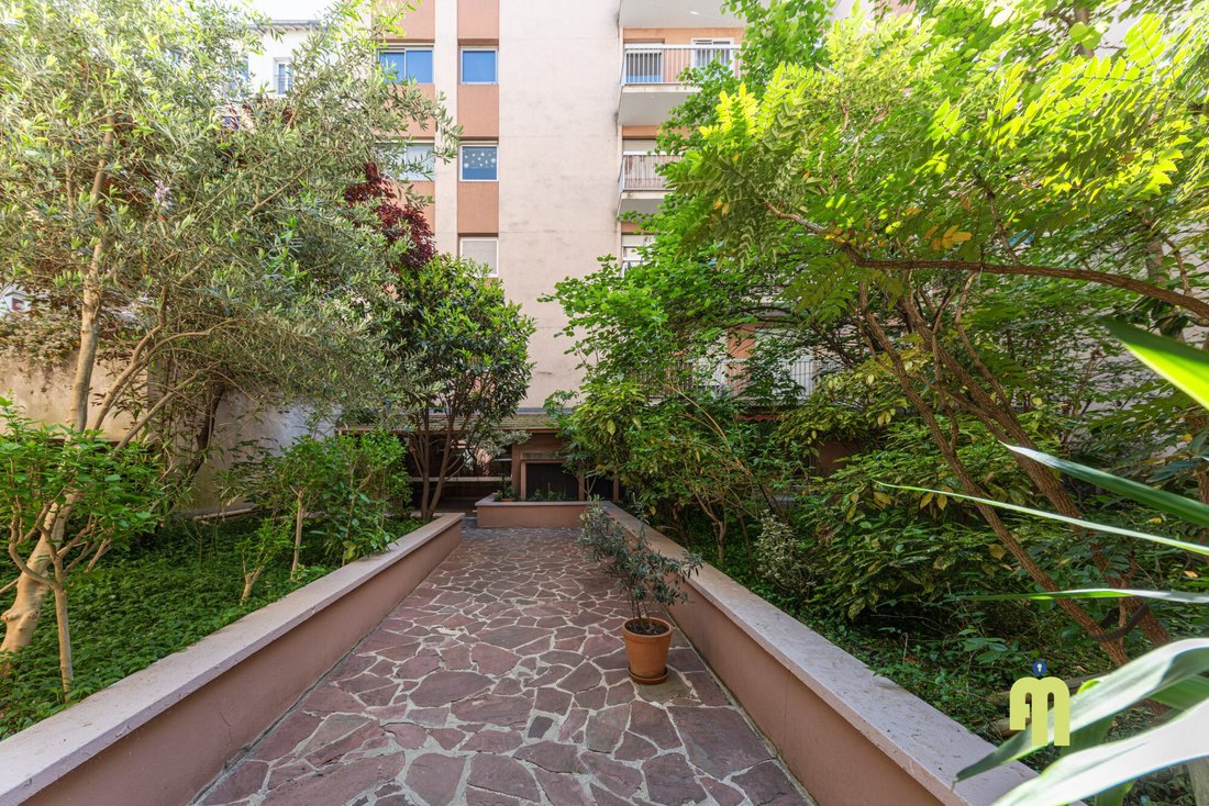 Apartment in Bois de Vincennes, Paris 12e Arrondissement, Paris 2 - 18670431