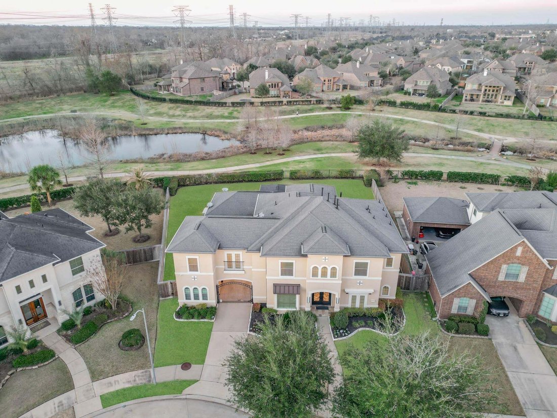 House in Sugar Land, Texas, United States 3 - 18659495
