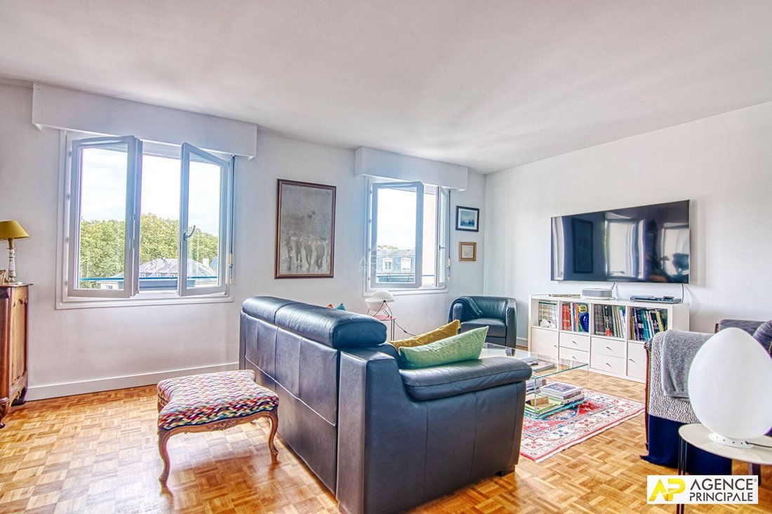 Apartment in Notre Dame, Versailles, France 4 - 18662519