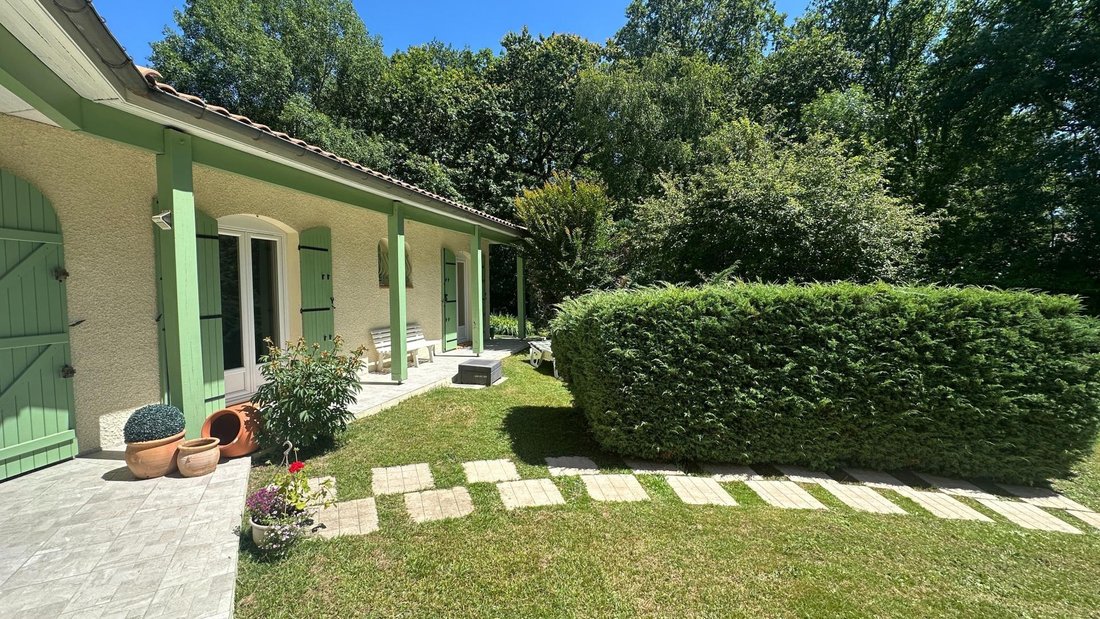 House in Fargues-Saint-Hilaire, Nouvelle-Aquitaine, France 2 - 17366015
