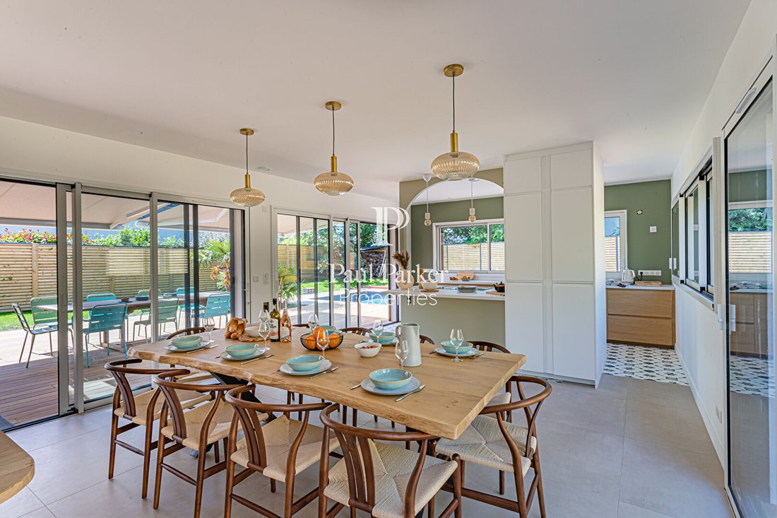 Villa in Nord, Les Sorinieres, France 3 - 18661104