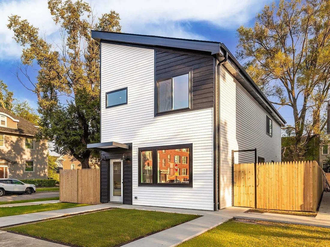 House in Chicago, Illinois, United States 1 - 18669116
