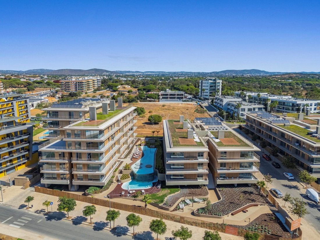 Apartment in Quarteira, Algarve, Portugal 1 - 18664567