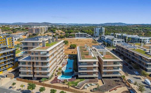 Apartamento en Quarteira, Algarve, Portugal 1