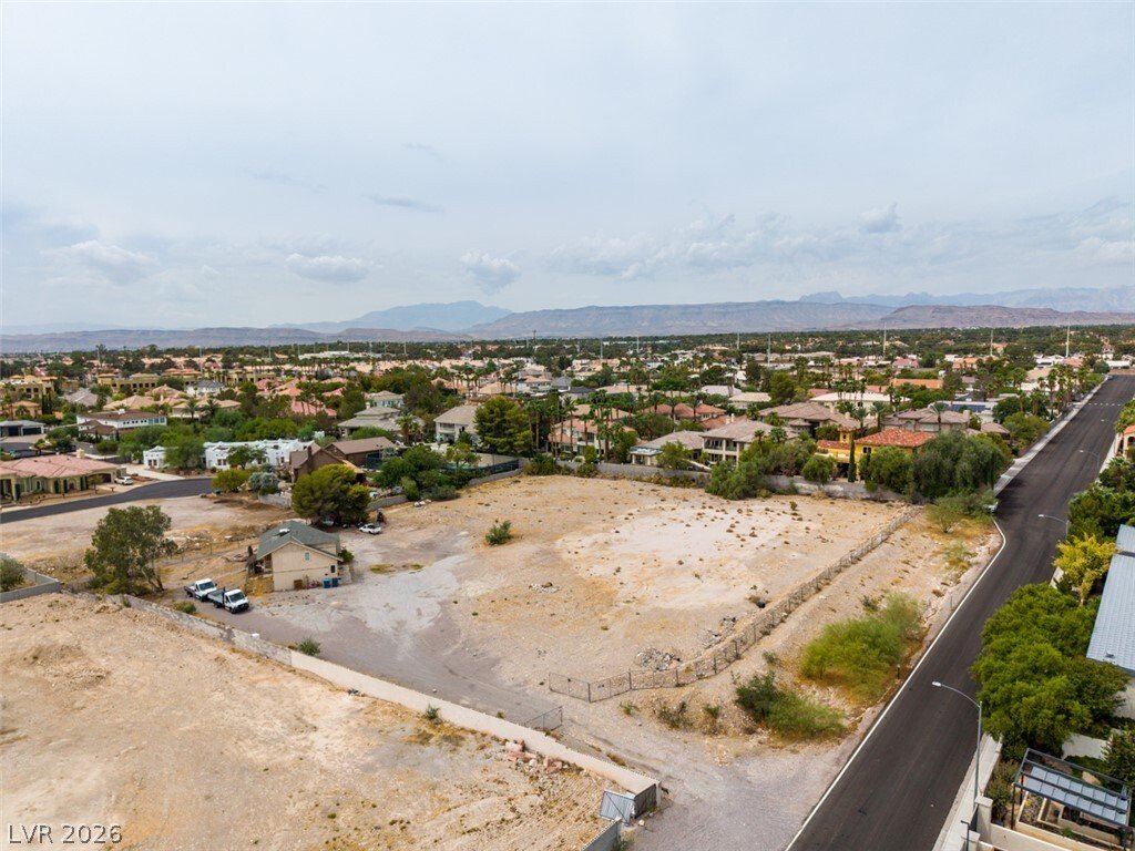 Land in Las Vegas, Nevada, United States 2 - 18663359