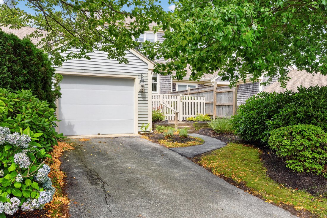 Condo in Yarmouth, Massachusetts, United States 1 - 18666452