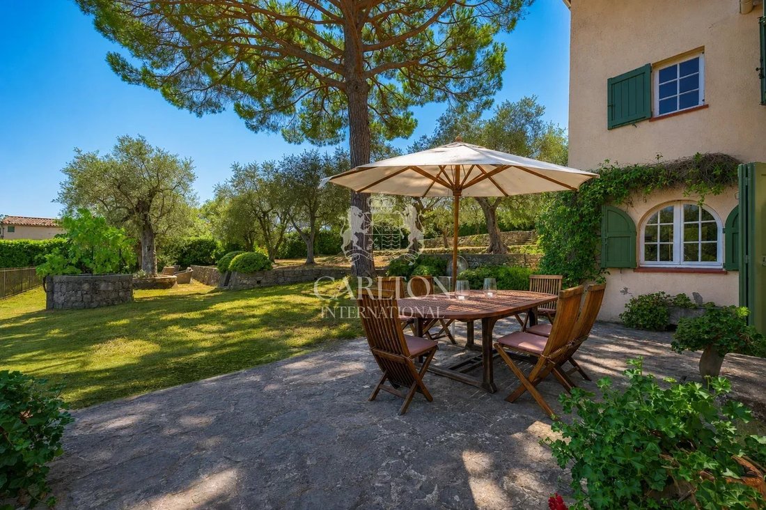 Villa in Grasse, Provence-Alpes-Côte d'Azur, France 2 - 18660892