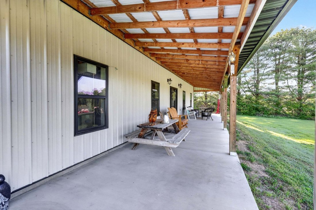 House in Bethpage, Tennessee, United States 4 - 18671456