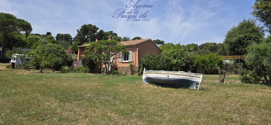 House in Hyeres, Provence-Alpes-Côte d'Azur, France 4 - 18292251